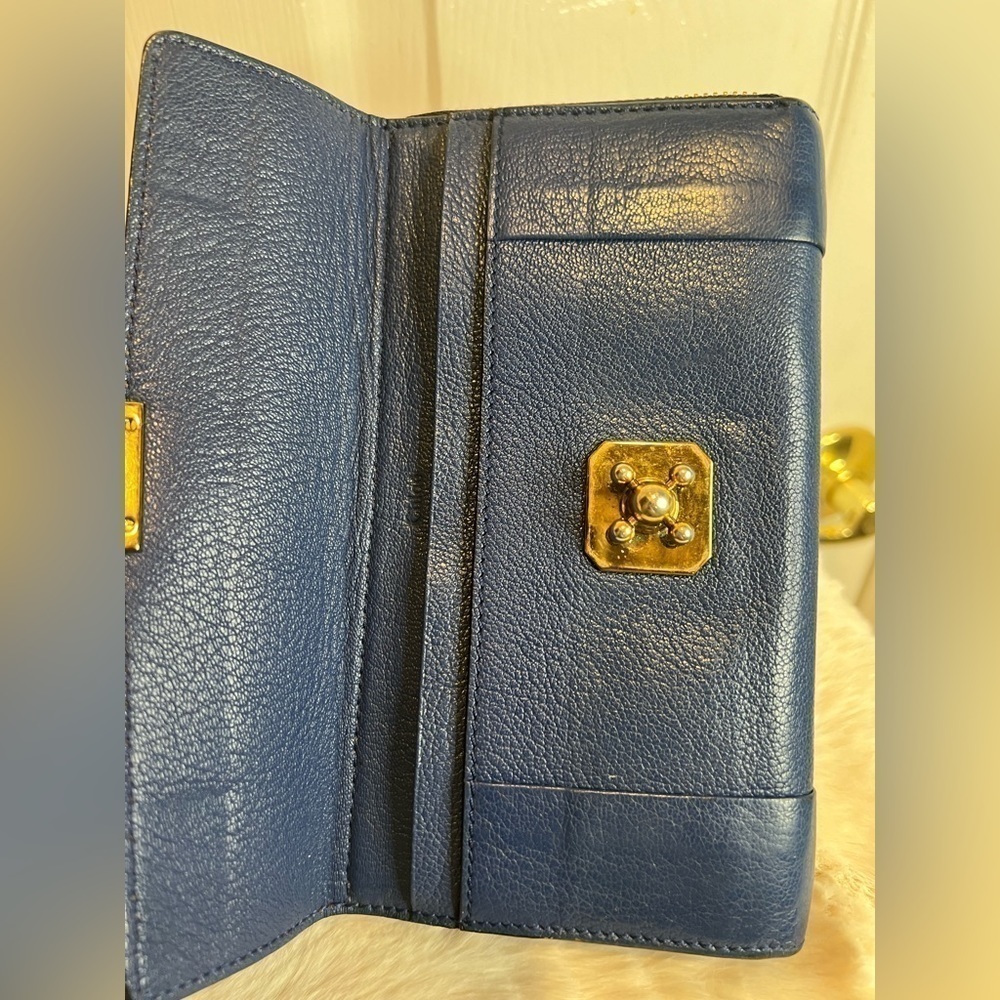 CHLOE VINTAGE ELISE BLUE LEATHER ZIP WALLET - Picture 10 of 16